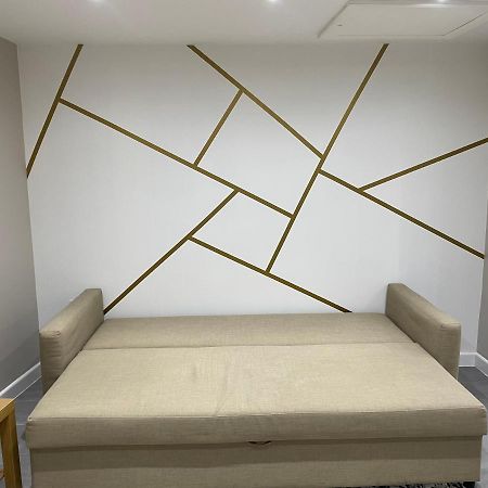 One Bedroom Apartment Goodmayes 외부 사진