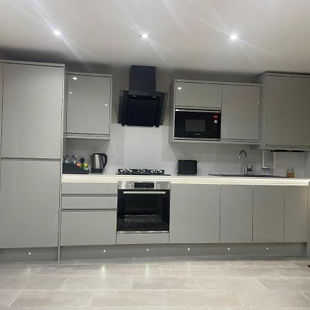 One Bedroom Apartment Goodmayes 외부 사진