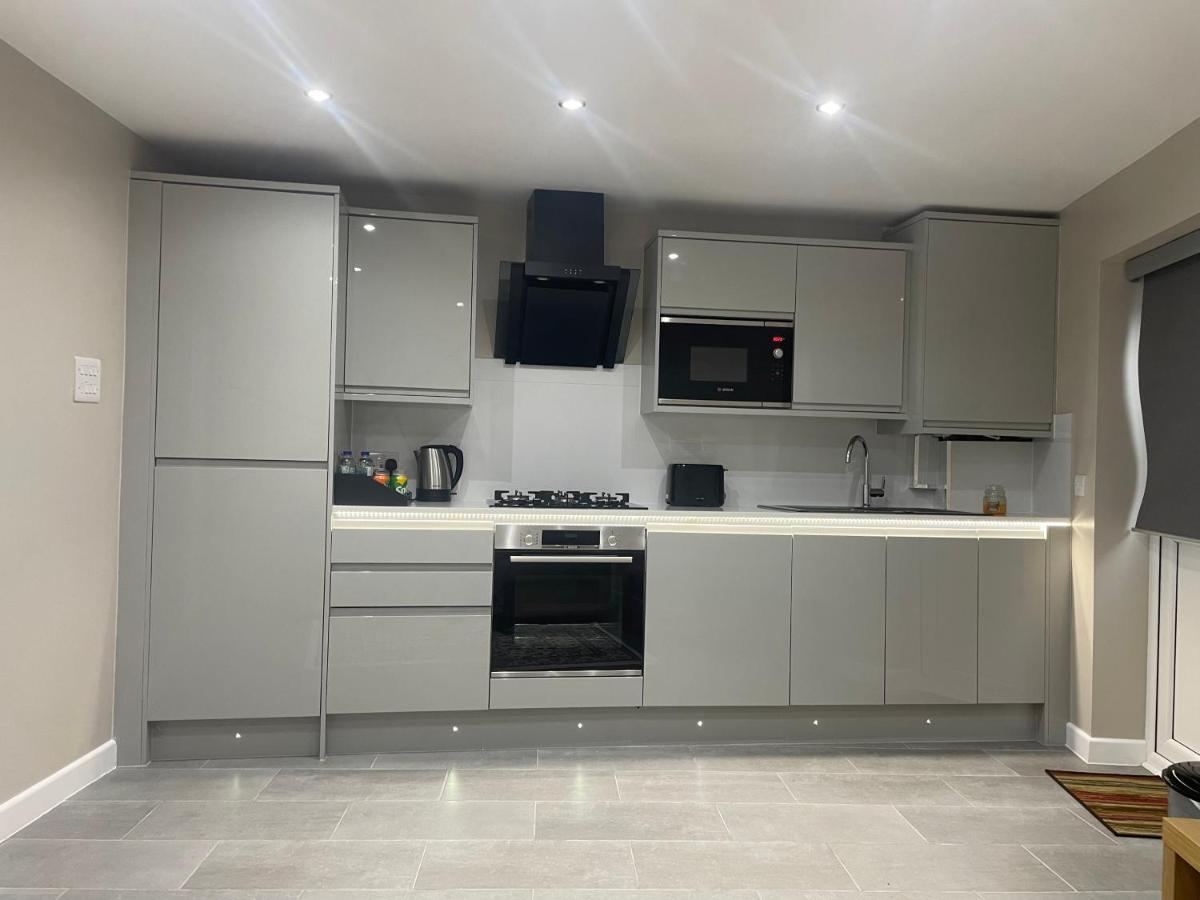One Bedroom Apartment Goodmayes 외부 사진